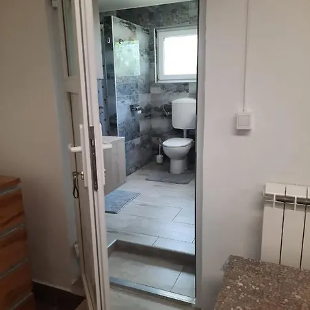 Primani Apartment